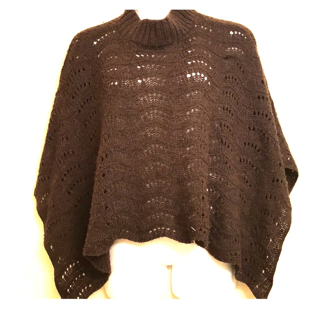 Lane Bryant brown crochet patterned poncho.